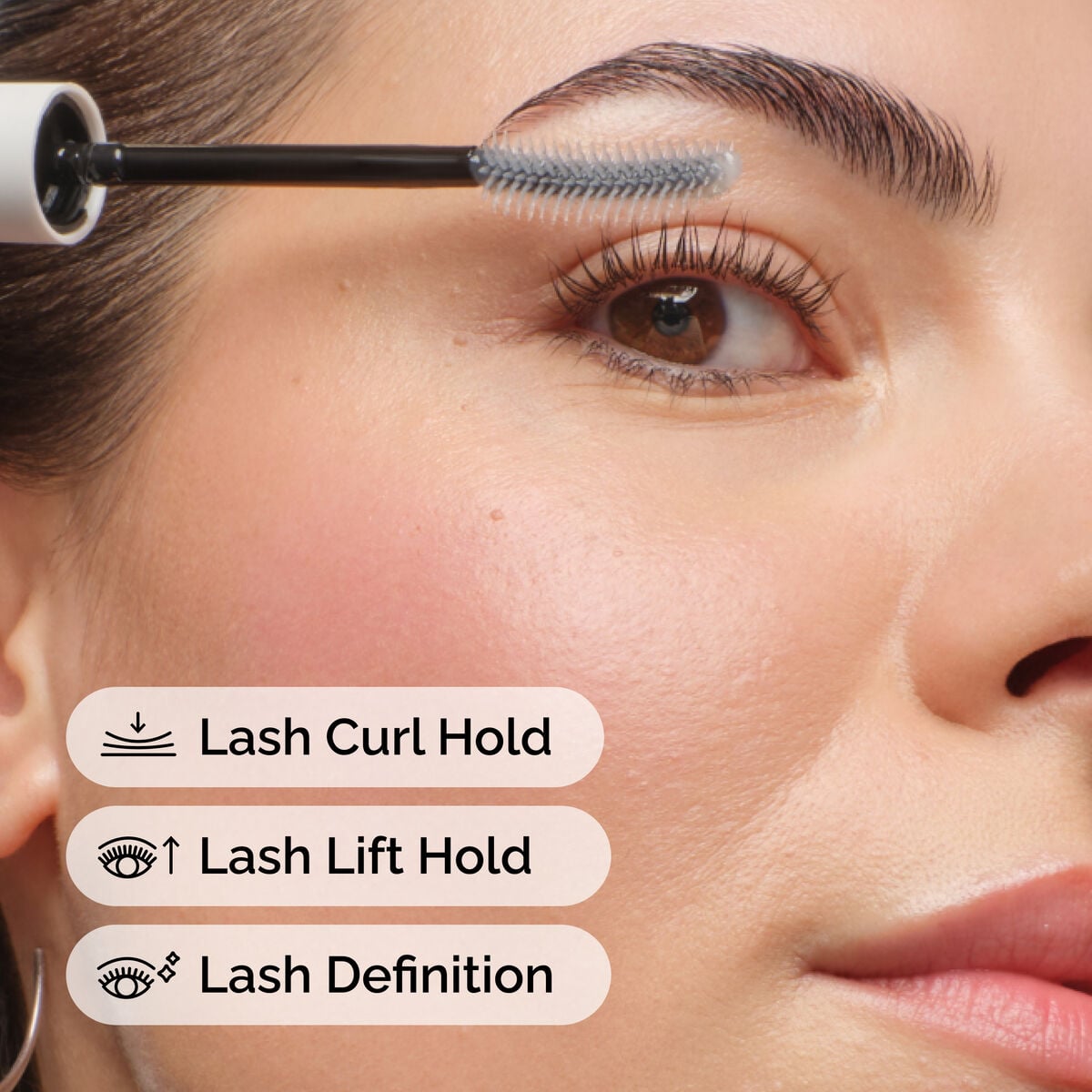 lash-curl-finisher-s0 ord-lash-curl-finisher-model-application-with-benefits.jpg